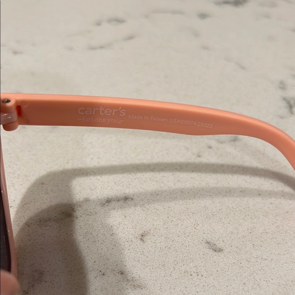 4 pairs of Kids Sunglasses - Picture 5 of 6